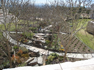 The Central Garden was designed by sculptor Robert Irwin. 